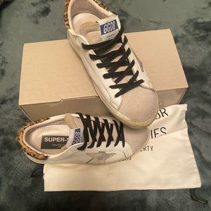 Selling my size 37 Golden Goose